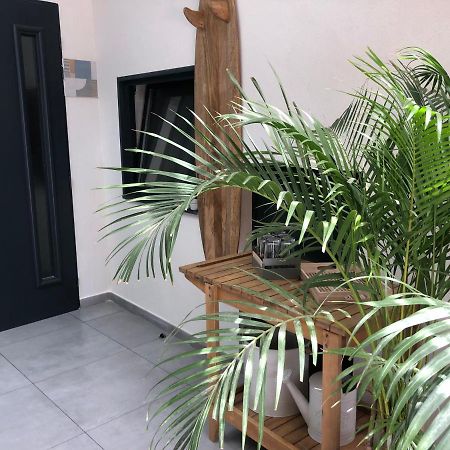 דירות פרונטיניאן Le Jardin D Eden מראה חיצוני תמונה